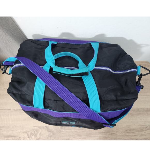 Vintage ROLLERBLADE 1990s Retro Duffle Bag Travel Overnight Purple Black Teal - Picture 2 of 13